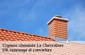 Urgence cheminée  la-chevroliere-44118 DR ramonage et couverture 